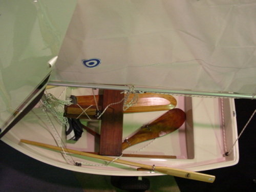 jc9 sailing dinghy 3.jpg